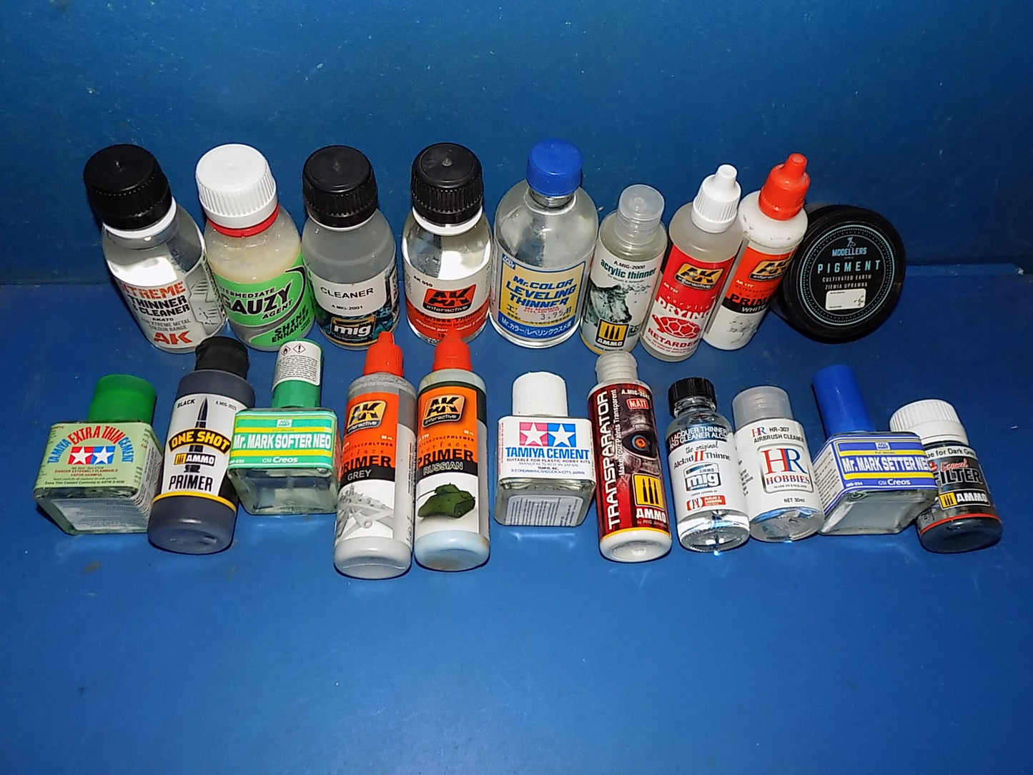 20x Various Pre-Owned Mig / AK / etc Auxillary Items AUC00006