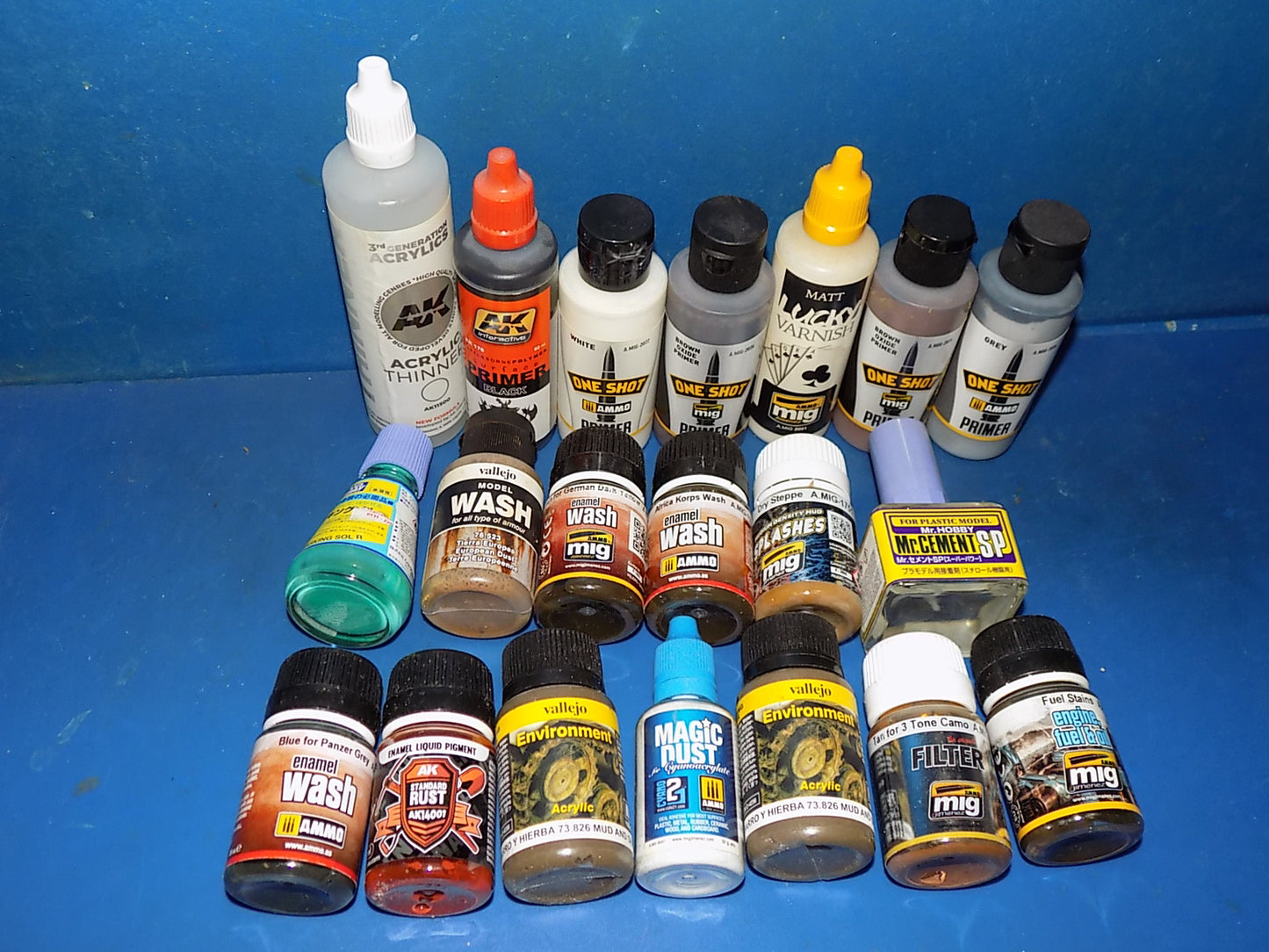 20x Various Pre-Owned Mig / AK / etc Auxillary Items AUC00007