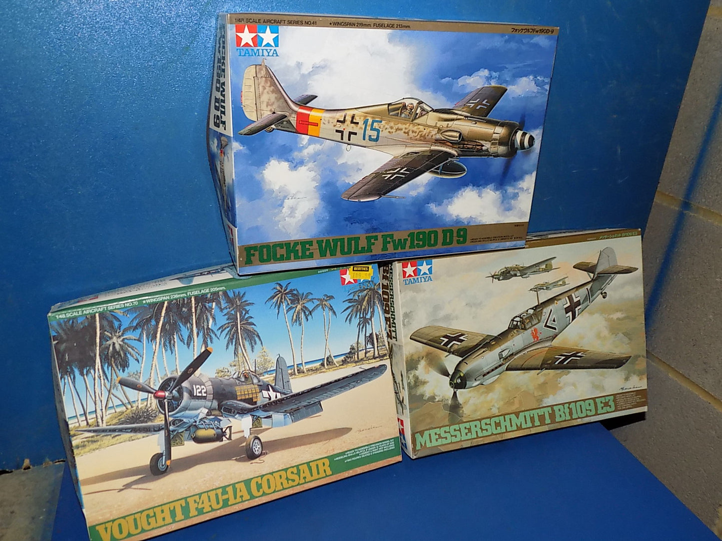 Tamiya 1/48 Bf109E3, Fw190D-9 & F4U-1A Corsair (NO DECALS) AUC00045