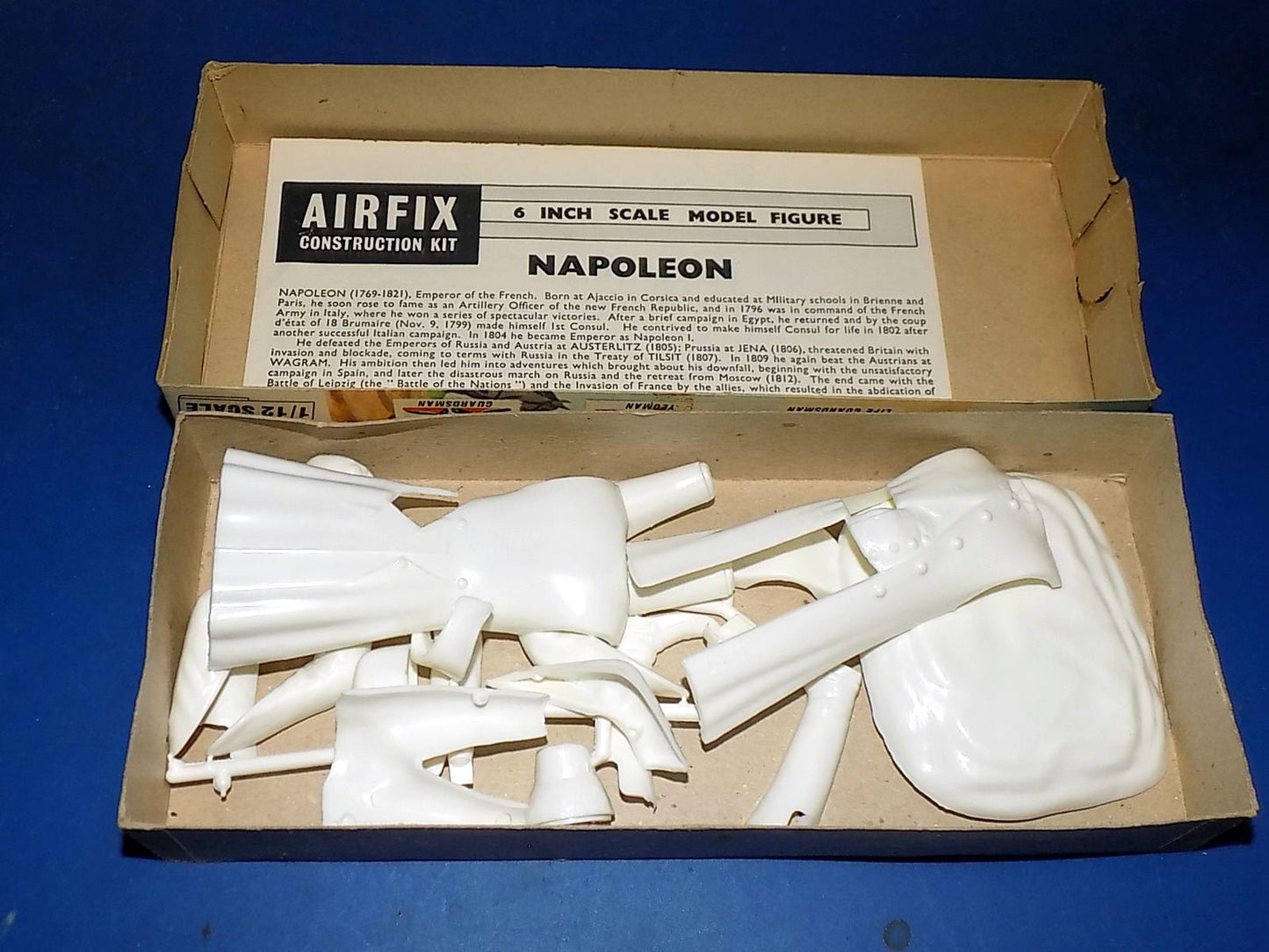 Airfix 1/12 Napoleon Model Kit AUC00053