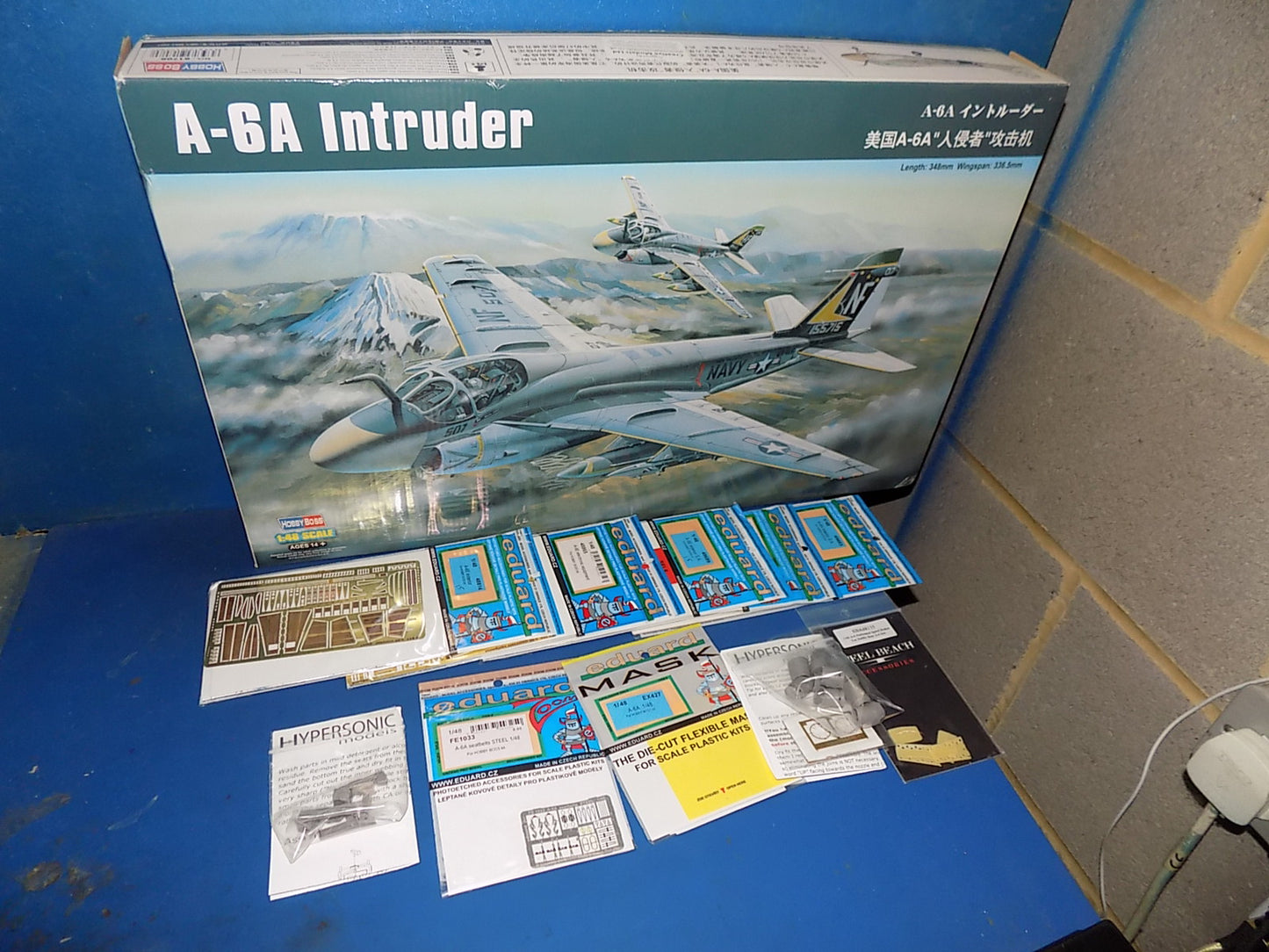 Hobyboss 1/48 81708 A-6A Intruder w/Extras AUC00103