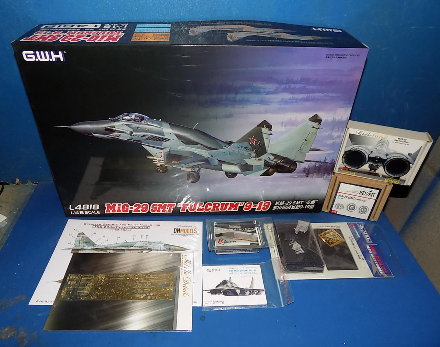 Great Wall Hobby 1/48 L4818 Mig-29 SMT Fulcrum 9-19 w/Extras AUC00112
