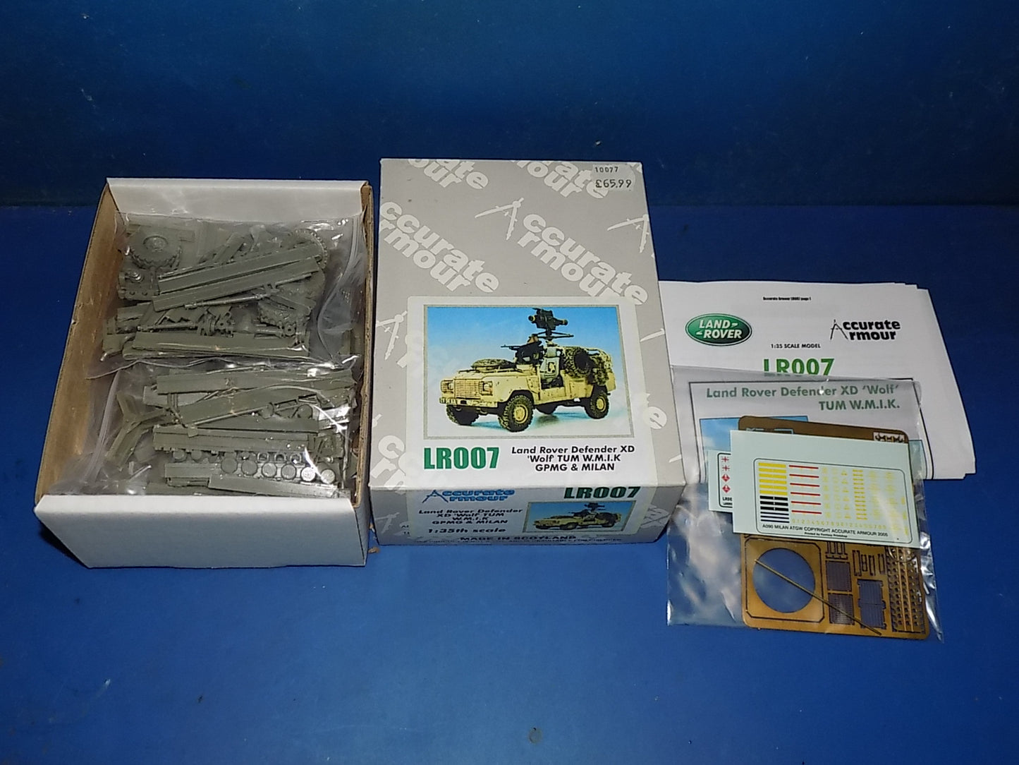 Accurate Armour 1/35 LR007 Land Rover Defender XD Wolf AUC00137