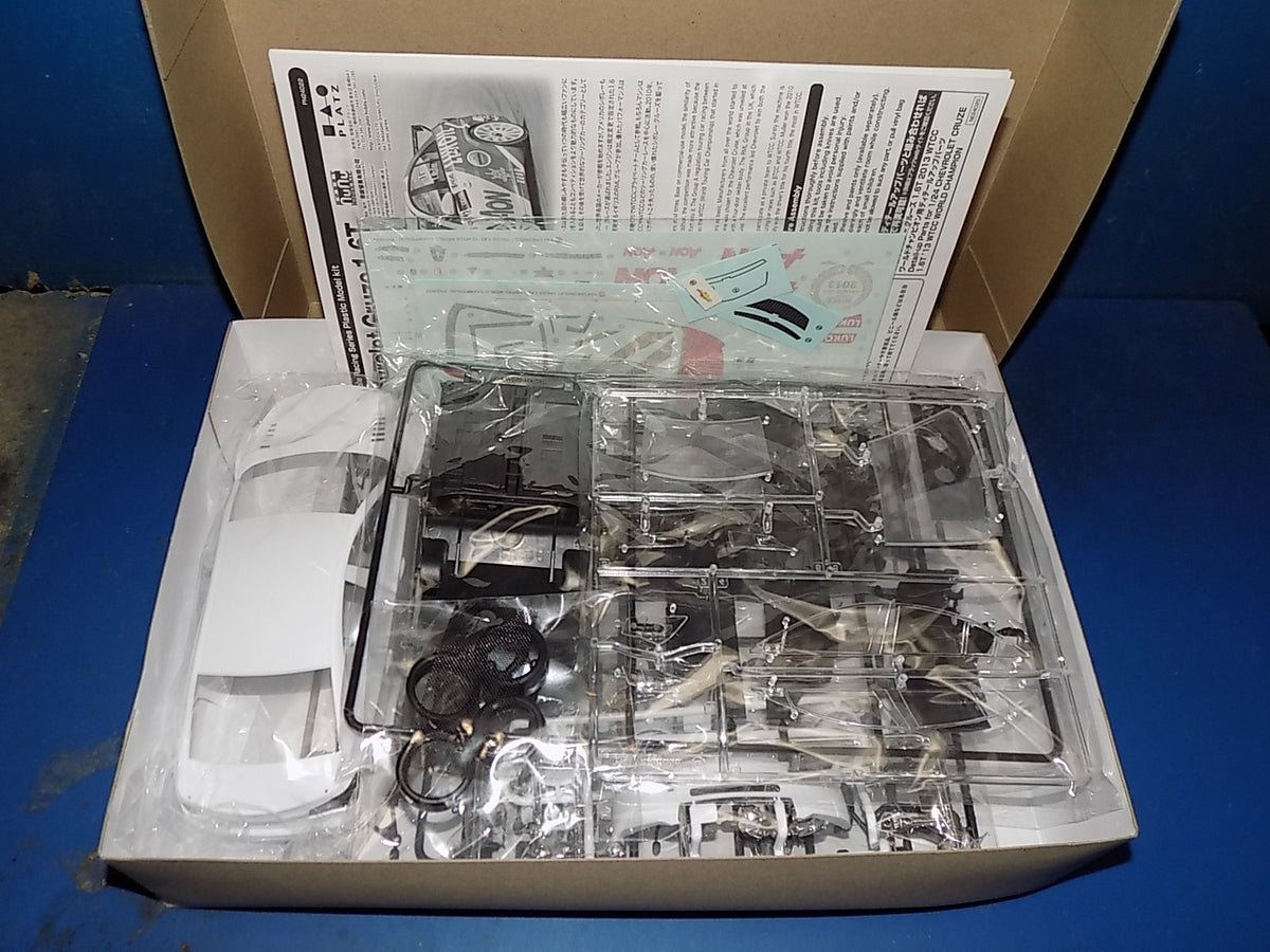 NuNu 1/24 24022 Chevrolet Cruze 1.6T 2013 WTCC Champion w/Extra AUC00271