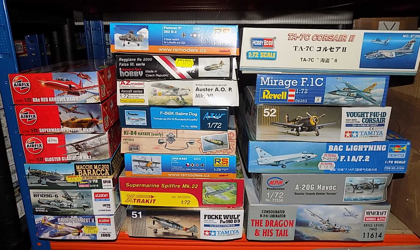 20 Various 1/72 Aircraft Kits - Tatty Boxes JBL0083