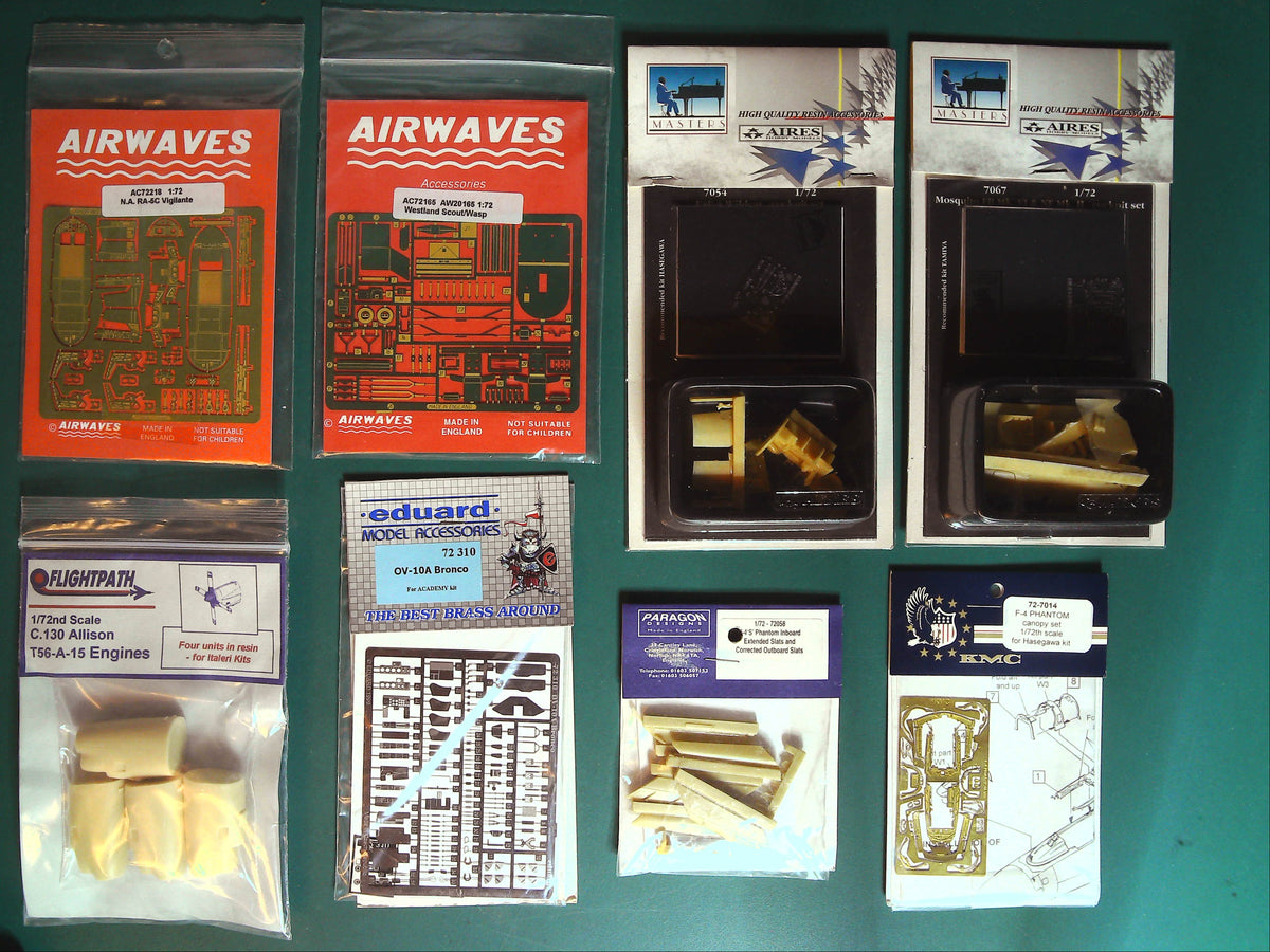 8x Various 1/72 Aircraft Detail Items AUC00233