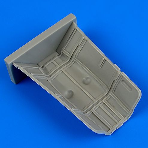 Quickboost 32182 1/32 Focke-Wulf Fw-190F-8 gun cover (designed to be used with Revell kits)