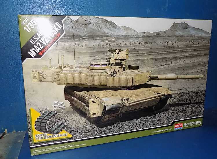 1/35 Academy - M1A2 V2 Tusk 2