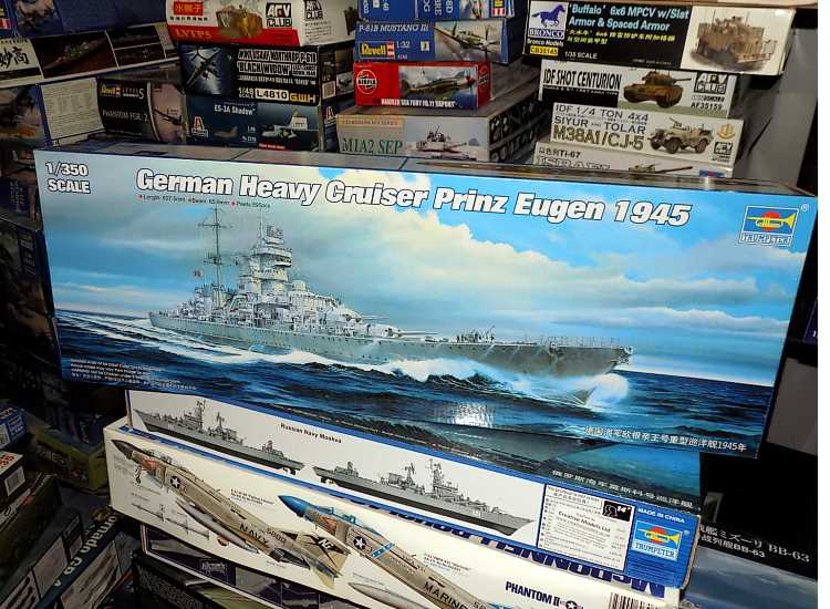 1/350 Trumpeter - Heavy Cruiser Prinz Eugen 1945