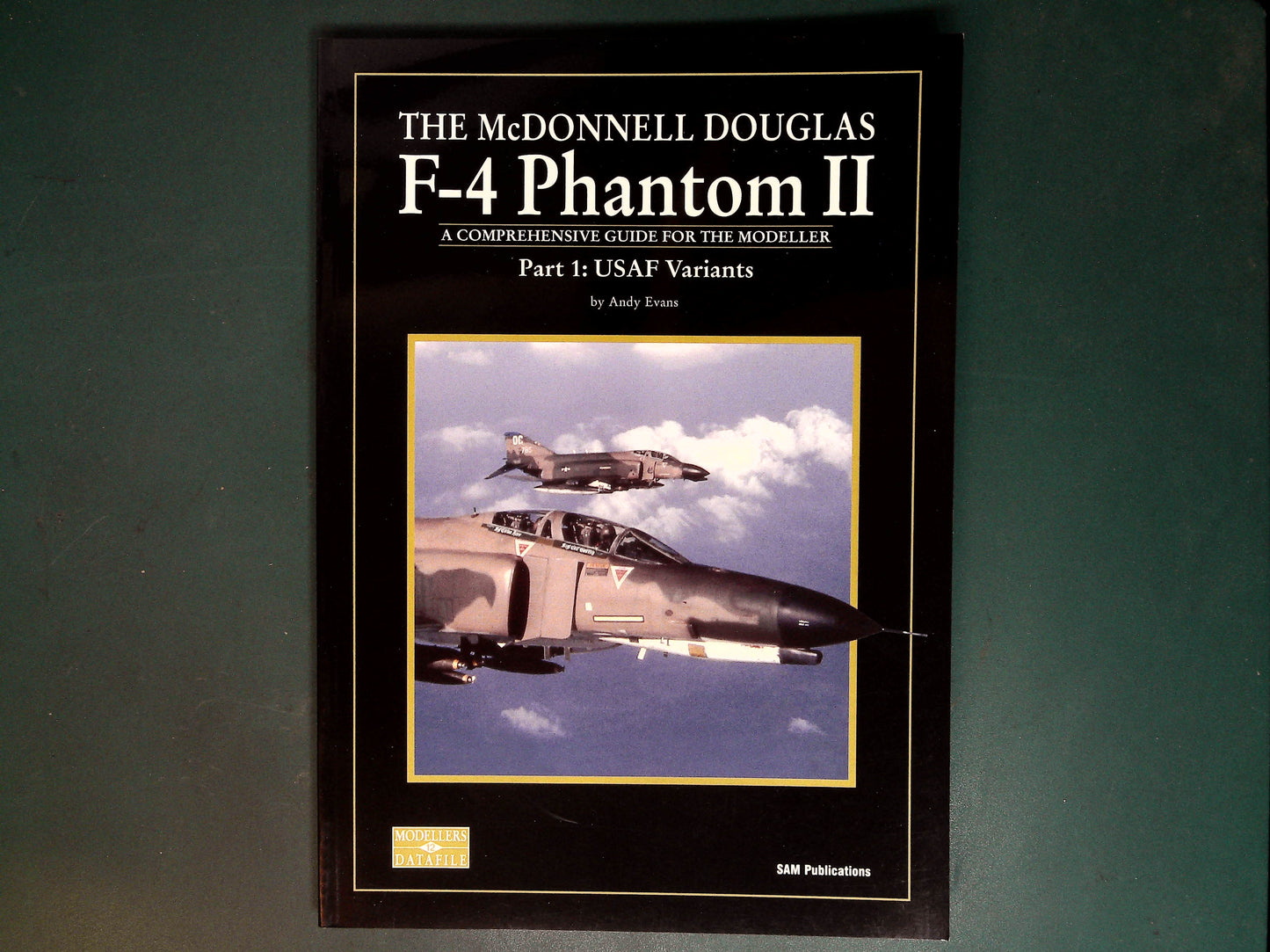 SAM - Modellers Datafile 12: The F-4 Phantom Part 1 USAF Variants