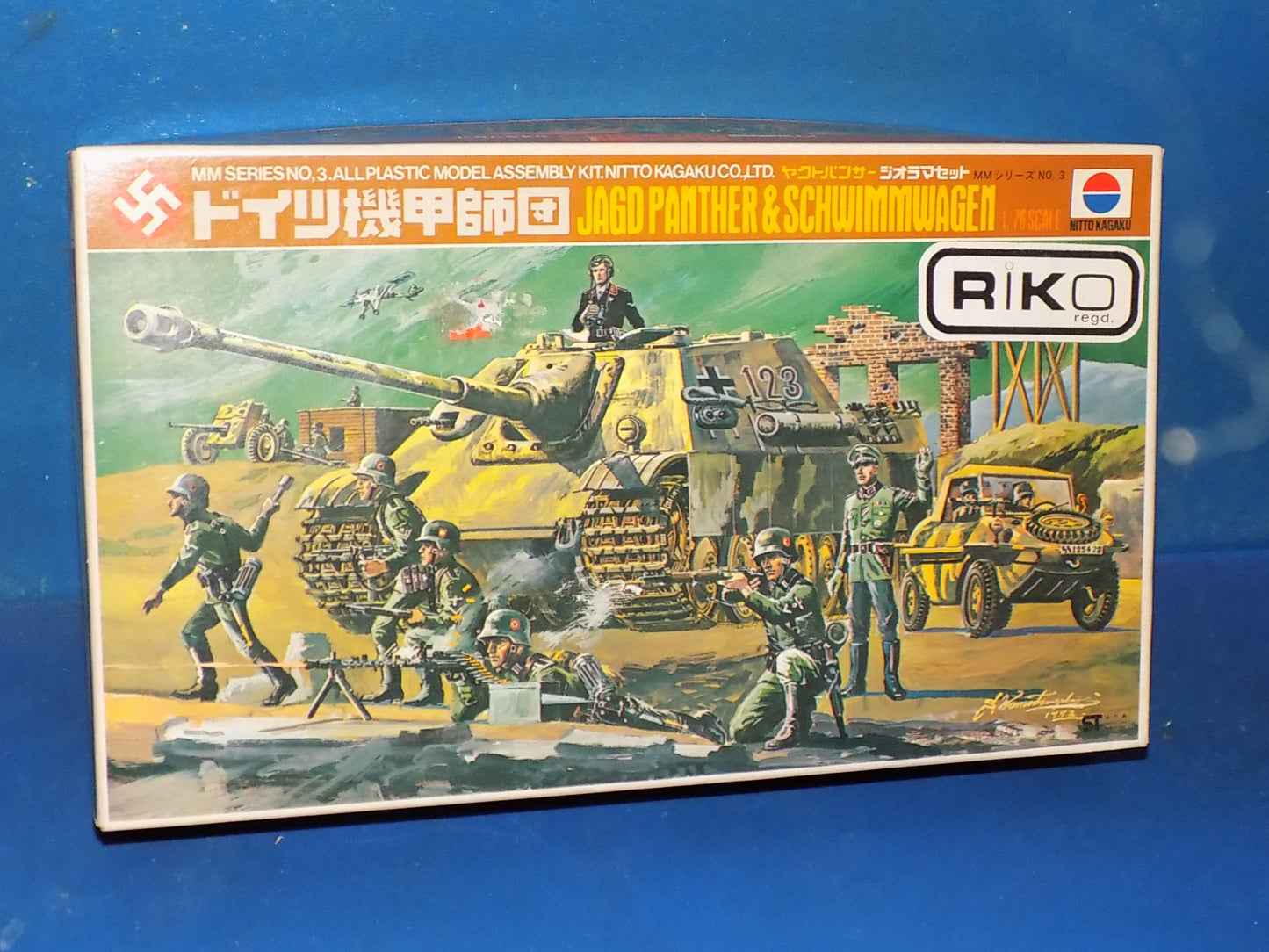 1/76 Nitto - Diorama Set: Jagdpanther & Schwimmwagen