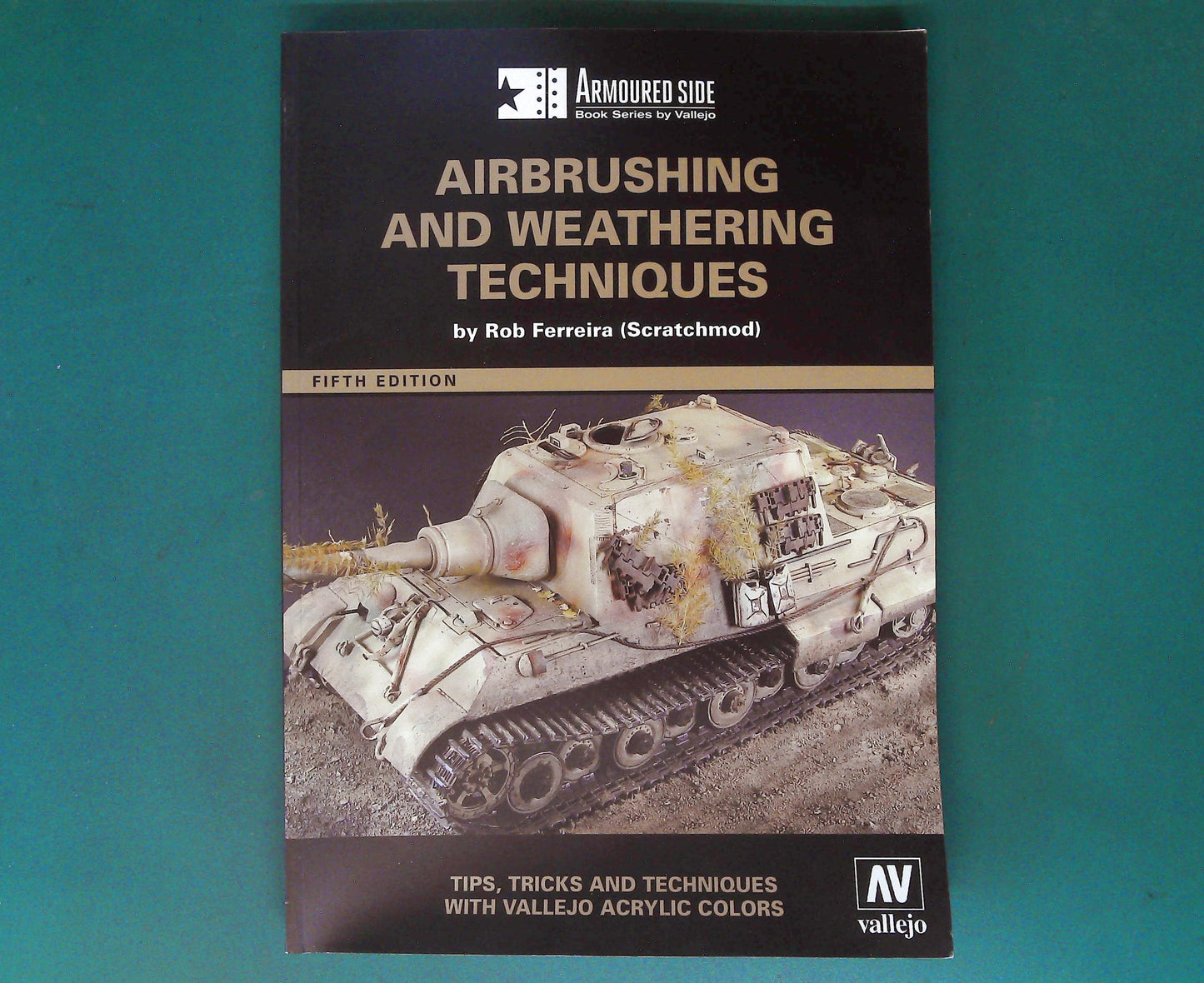 Vallejo - Vallejo Airbrush & Weathering Techniques Book