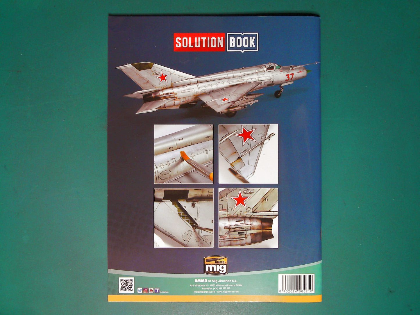 Ammo Mig - Solution Book 08: How to Paint Bare Metal Aircraft