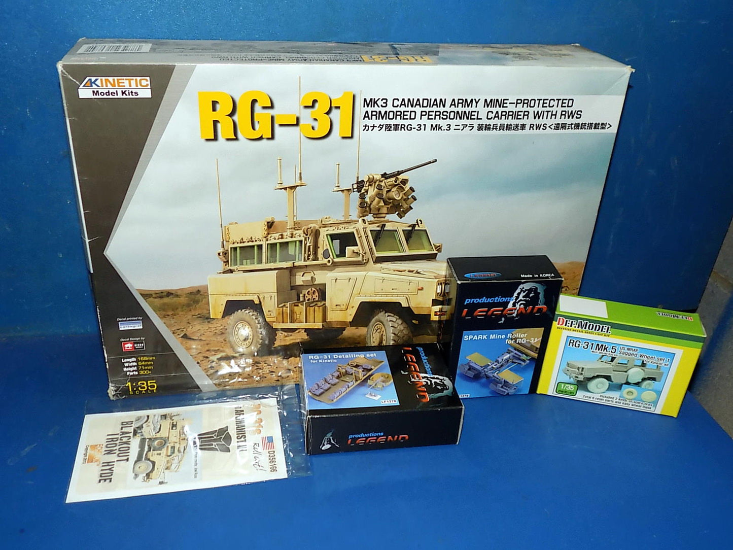 1/35 Kinetic - RG-31 Mk.3 Canadian w/Extras