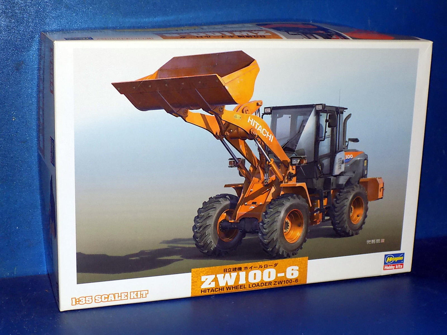1/35 Hasegawa - Hitachi Wheel Loader ZW100-6
