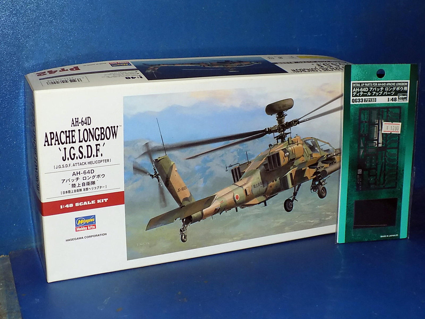 1/48 Hasegawa - AH-64D Apache Longbow JGSDF w/Extra