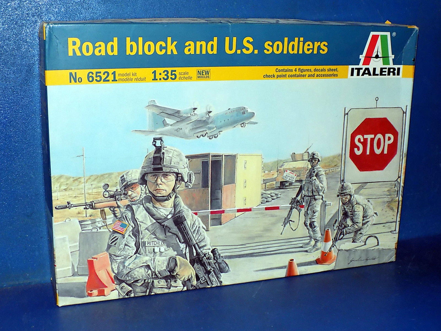 1/35 Italeri - Road Block and US Soldiers