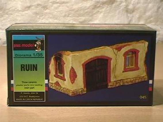1/35 PlusModel - Building Ruin