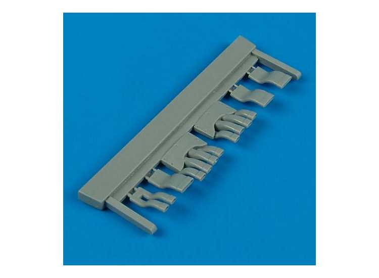 1/32 Quickboost - Nakajima Ki-84 exhaust (designed to be used with Hasegawa kits)