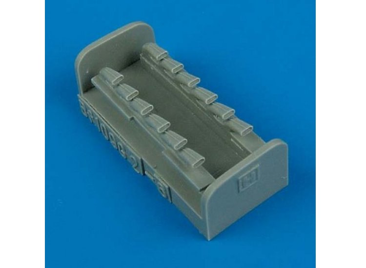 1/48 Quickboost - Messerschmitt Bf-109G-6 exhaust (designed to be used with Hasegawa kits)