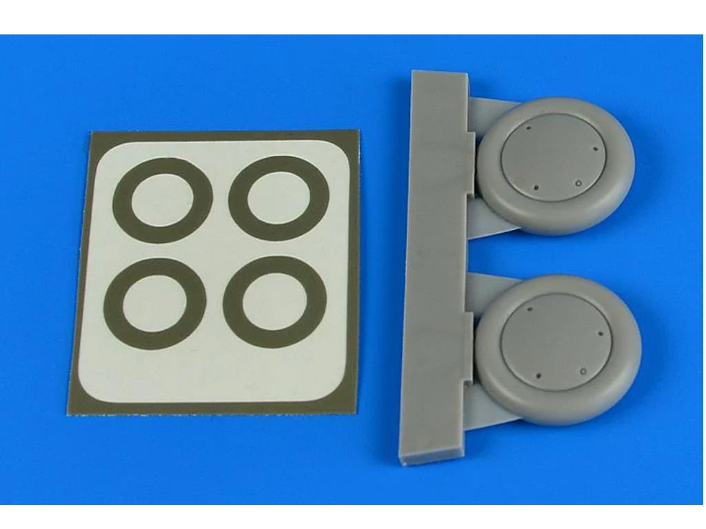 Aires 4717 1/48 Gloster Gladiator wheels & paint masks (designed to be used with Eduard and Roden kits)[Sea Mk.I Mk.II]