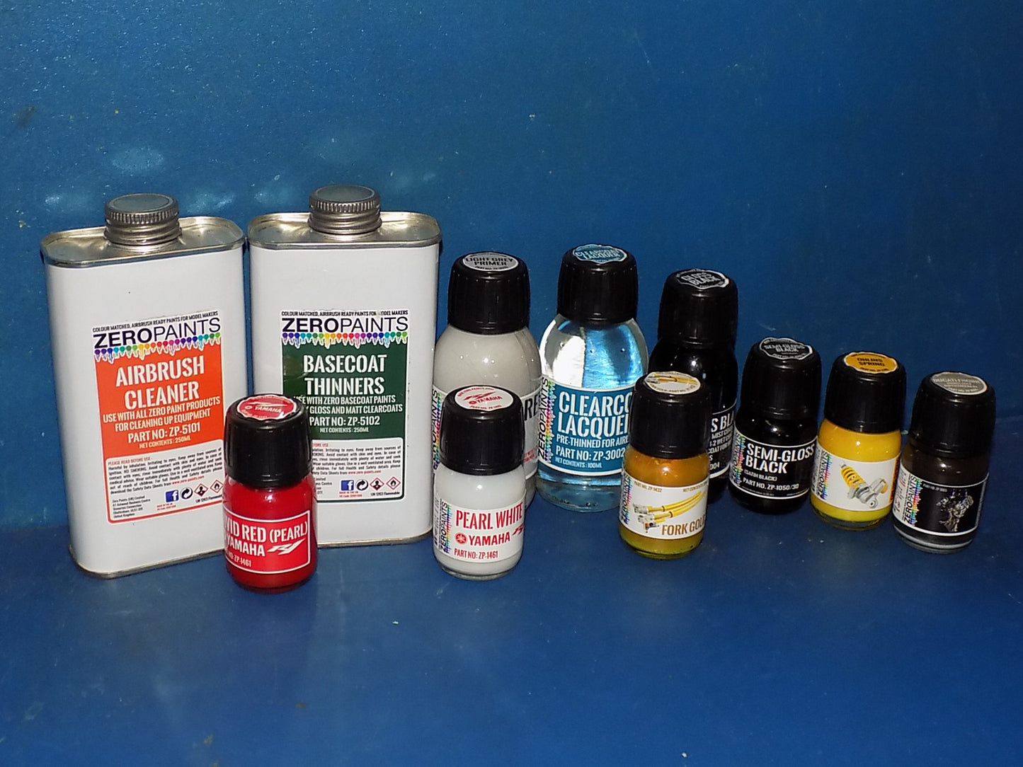 11x Various Zeropaints AUC00003