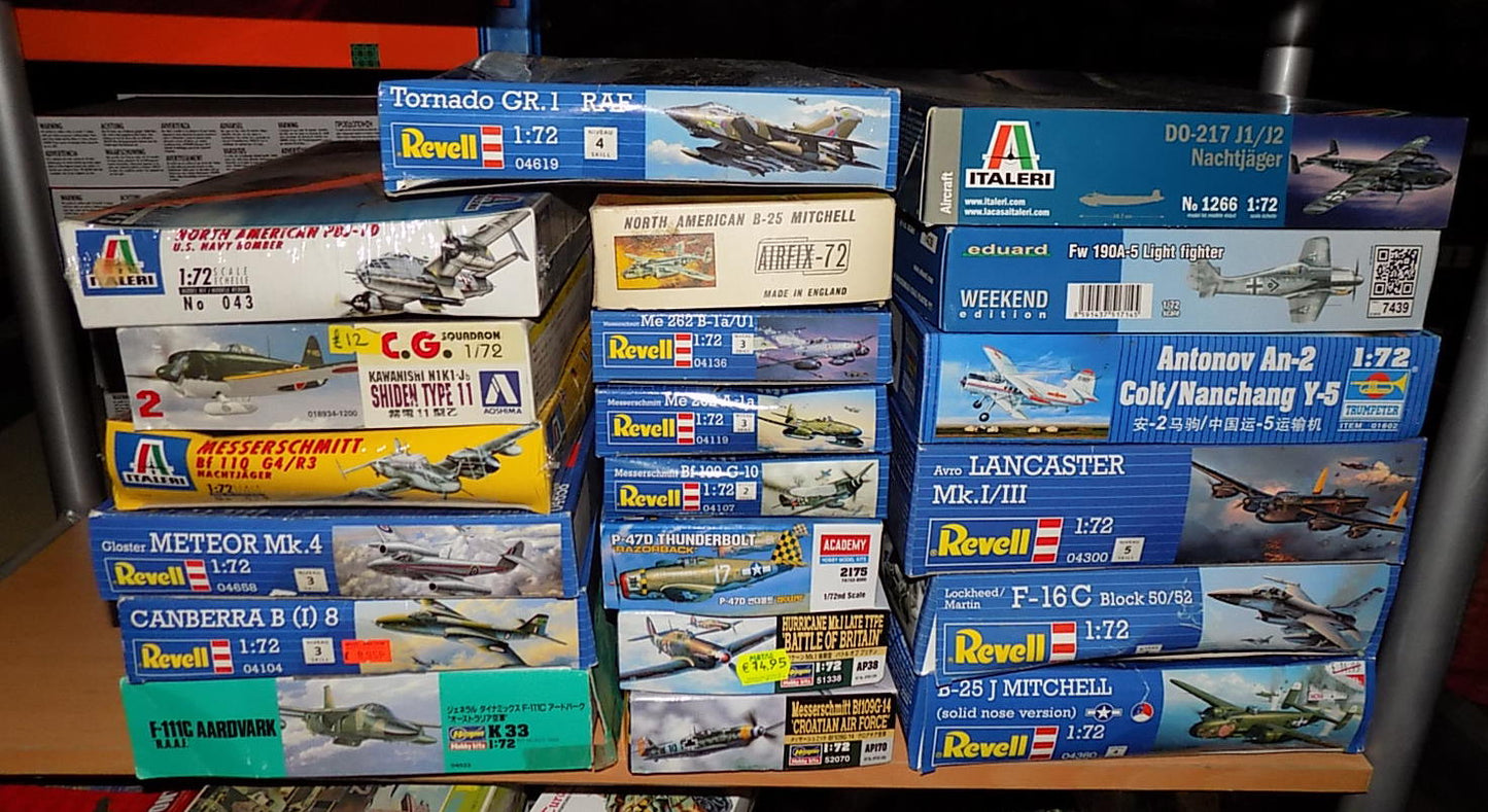 20x Various 1/72 Aircraft Kits - Poor Boxes AUC00016