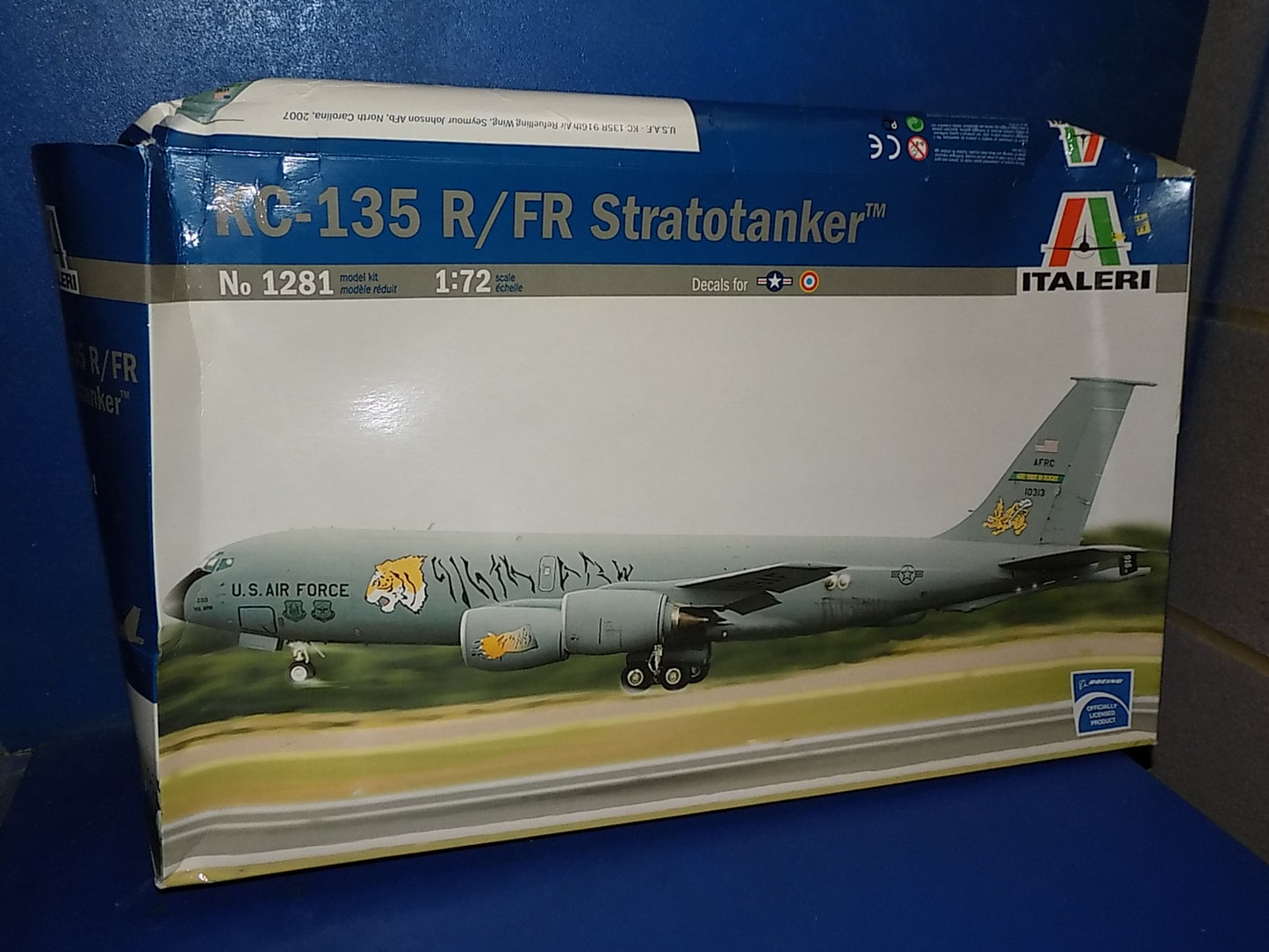 Italeri 1/72 1281 KC-135 R/FR Stratotanker AUC00043