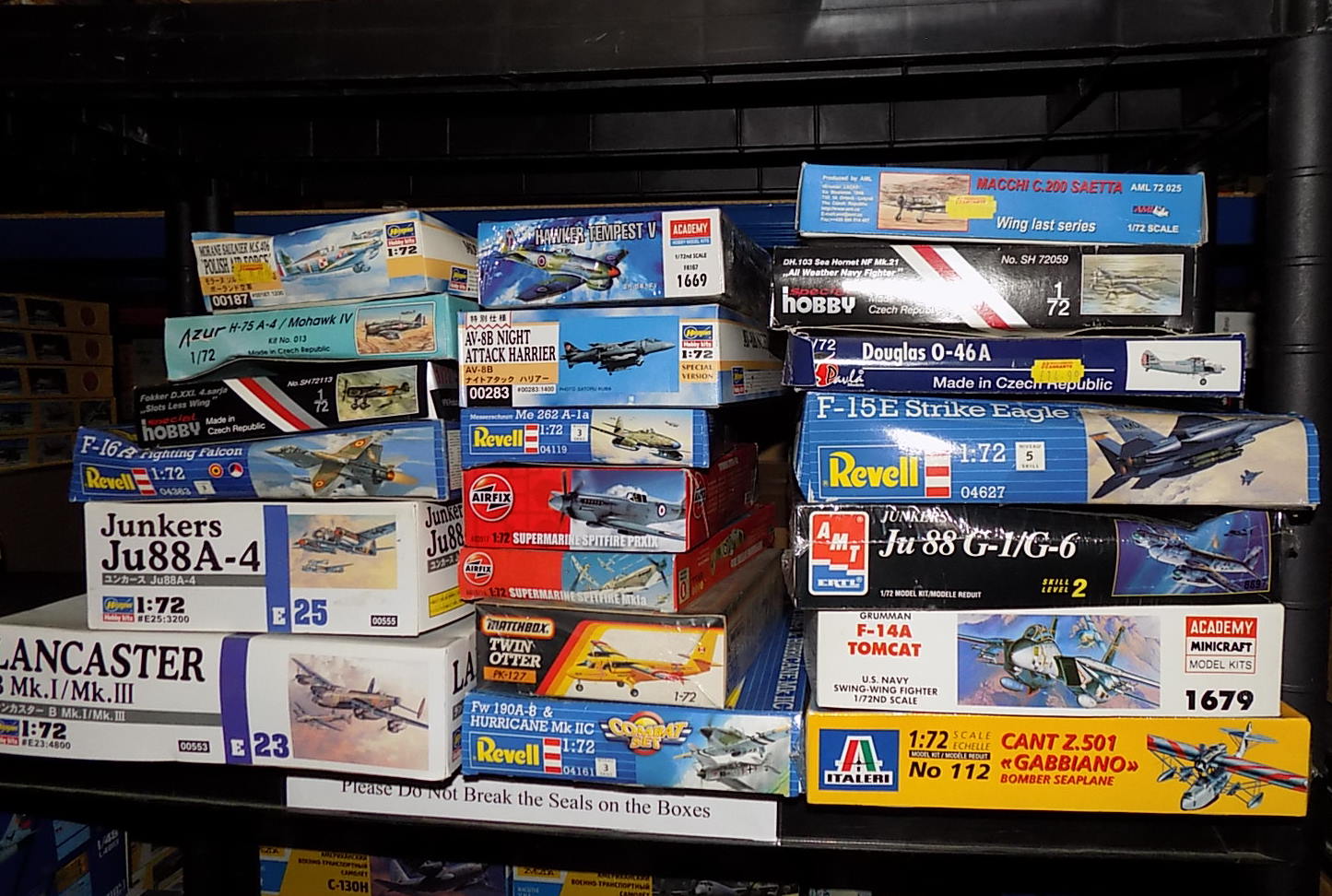 20x Various 1/72 Aircraft Kits - Poor / Tatty Boxes AUC00046
