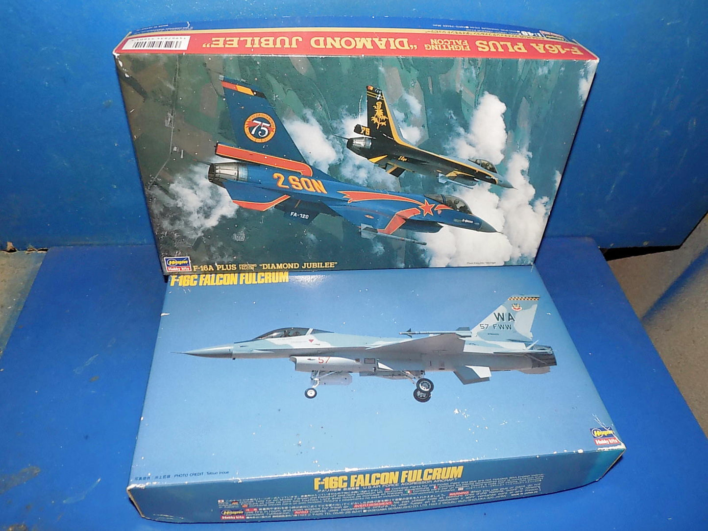 Hasegawa 1/48 SP 101 F-16A & SP32 F-16C (CRACKED DECALS) AUC00048