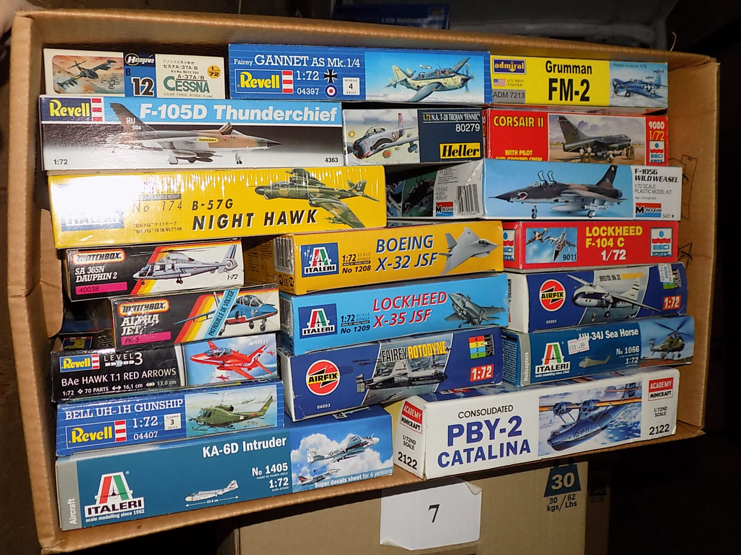 20x Various 1/72 Aircraft Kits - Good Boxes AUC00109