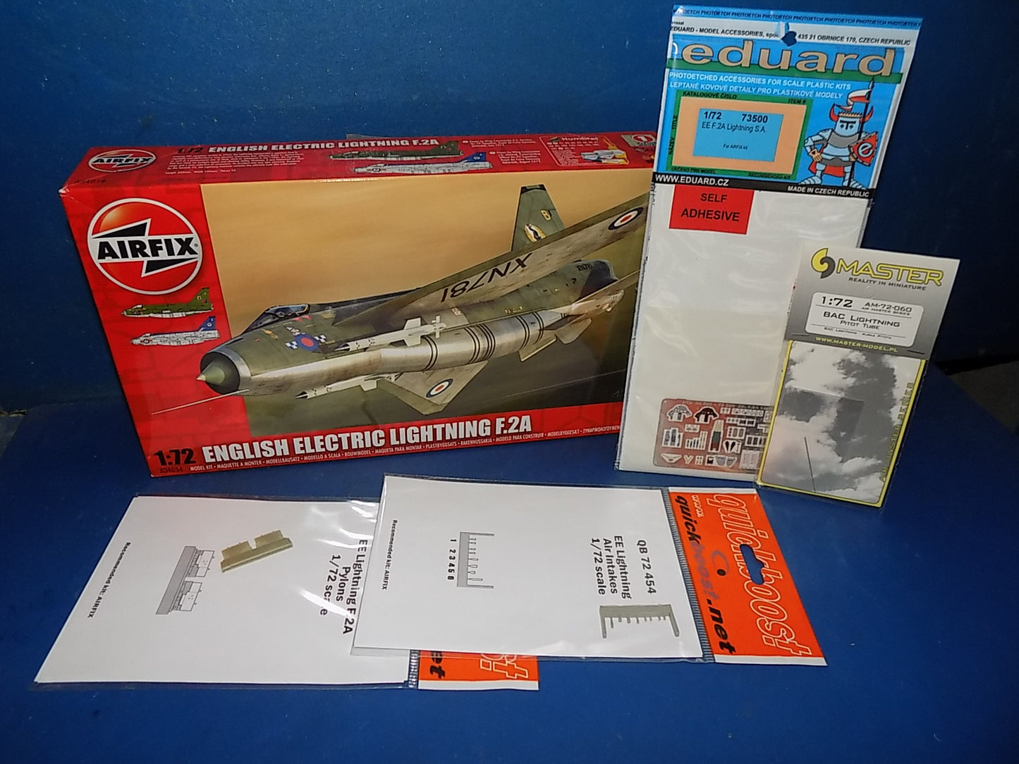 Airfix 1/72 04054 EE Lightning F.2A w/Extras AUC00128