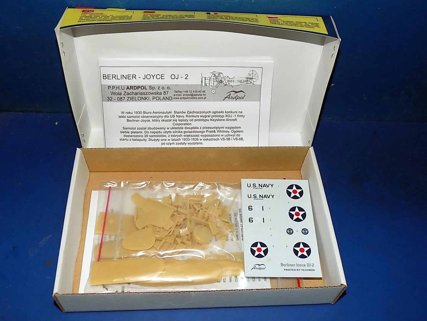 1/72 Alliance 02U-1 Corsair / Float & Ardpol Berliner Joyce OJ-2 AUC00149