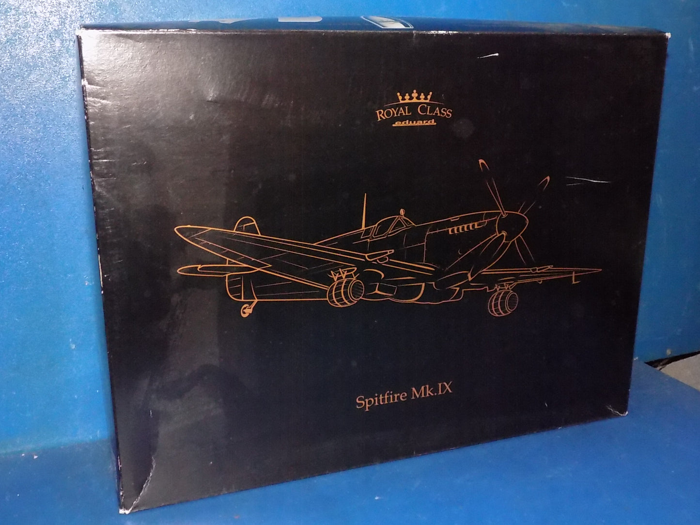 Eduard 1/48 R0008 Royal Class Spitfire Mk.IX (No Free Glass) AUC00164