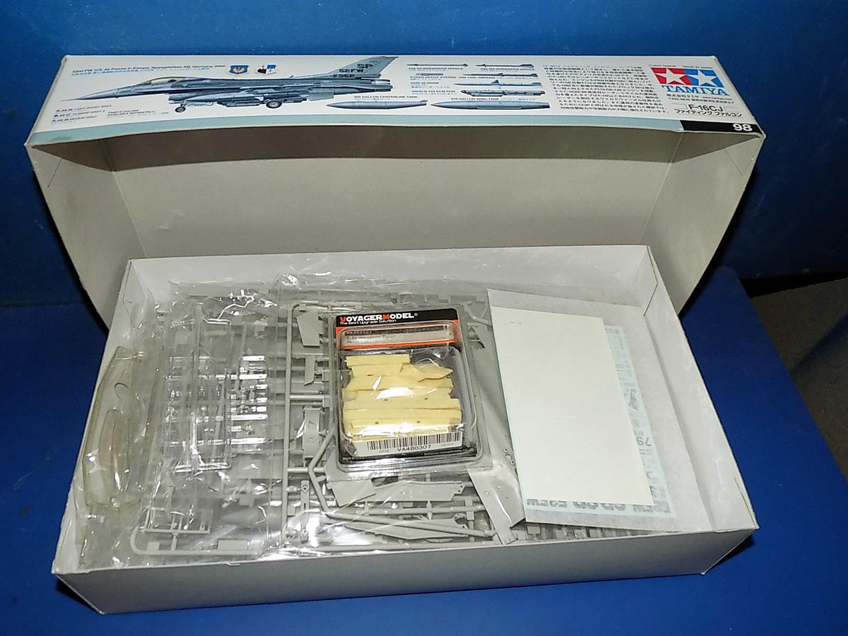 Tamiya 1/48 61098 F-16CJ Fighting Falcon (NO Instructions) w/Extra AUC00217