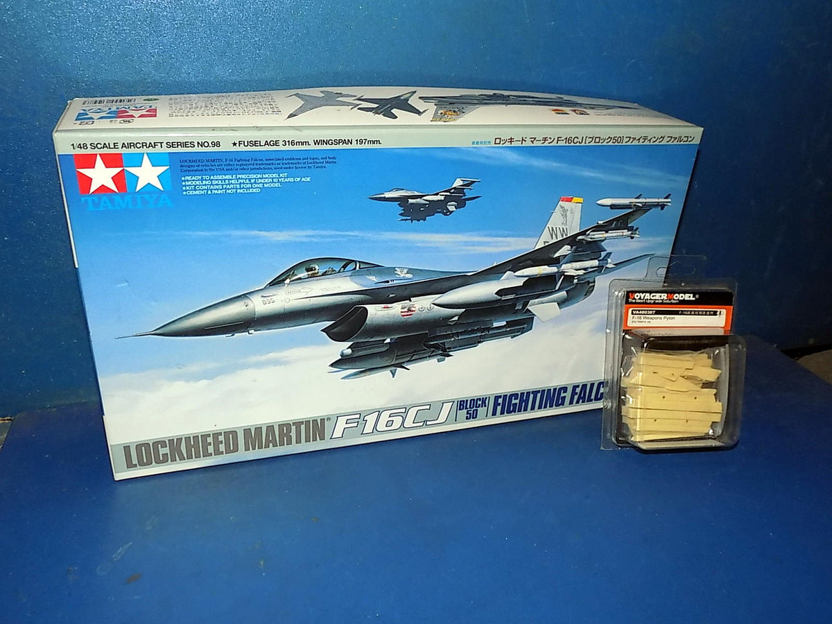 Tamiya 1/48 61098 F-16CJ Fighting Falcon (NO Instructions) w/Extra AUC00217