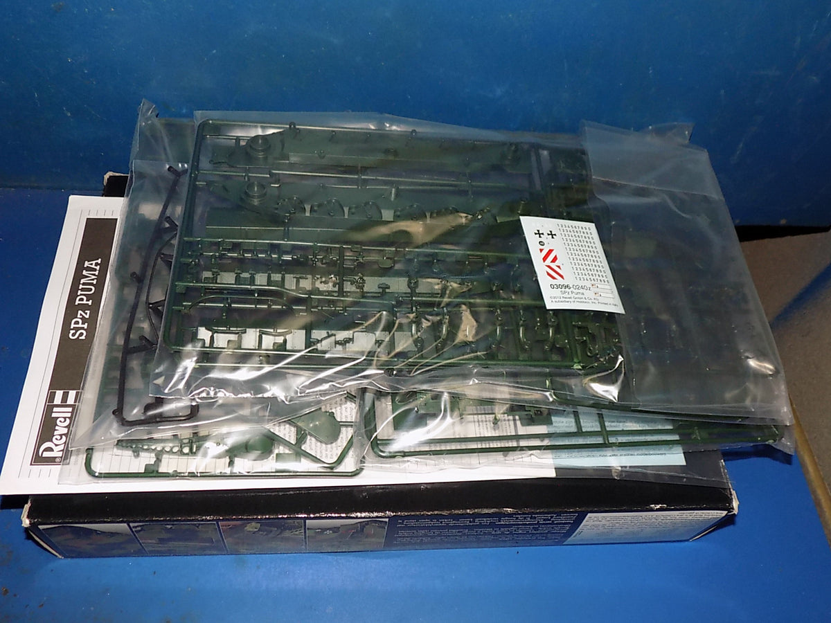 Revell 1/35 03096 SPz Puma & 03193 Leopard 2A4/A4NL AUC00241