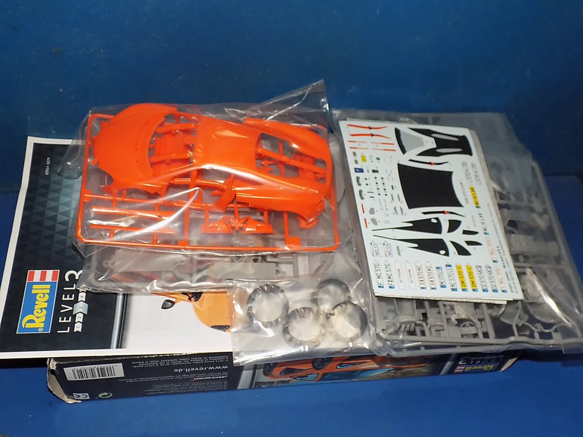 Revell 1/24 07051 McLaren 570S & Daytona Spyder AUC00253