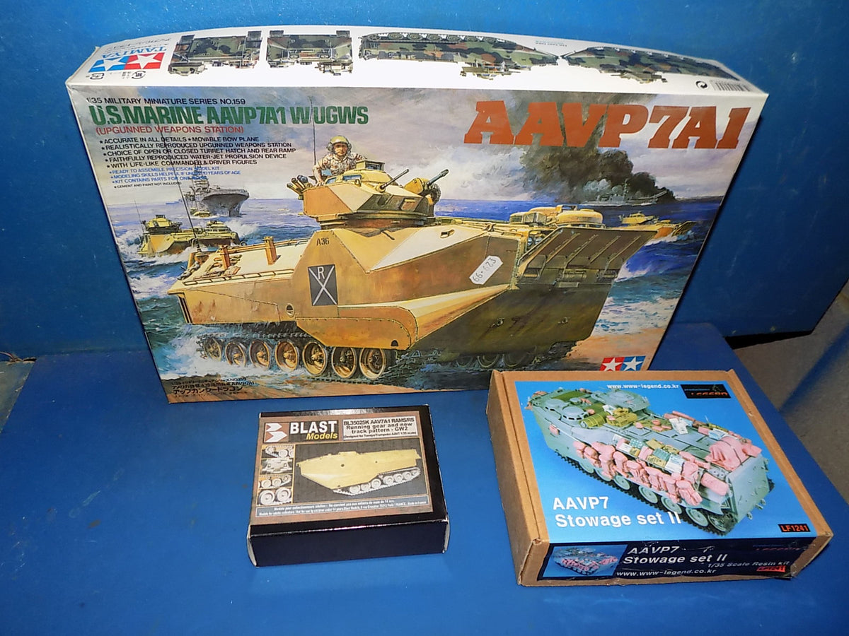 Tamiya 1/35 35159 AAVP7A1 w/Extras AUC00255