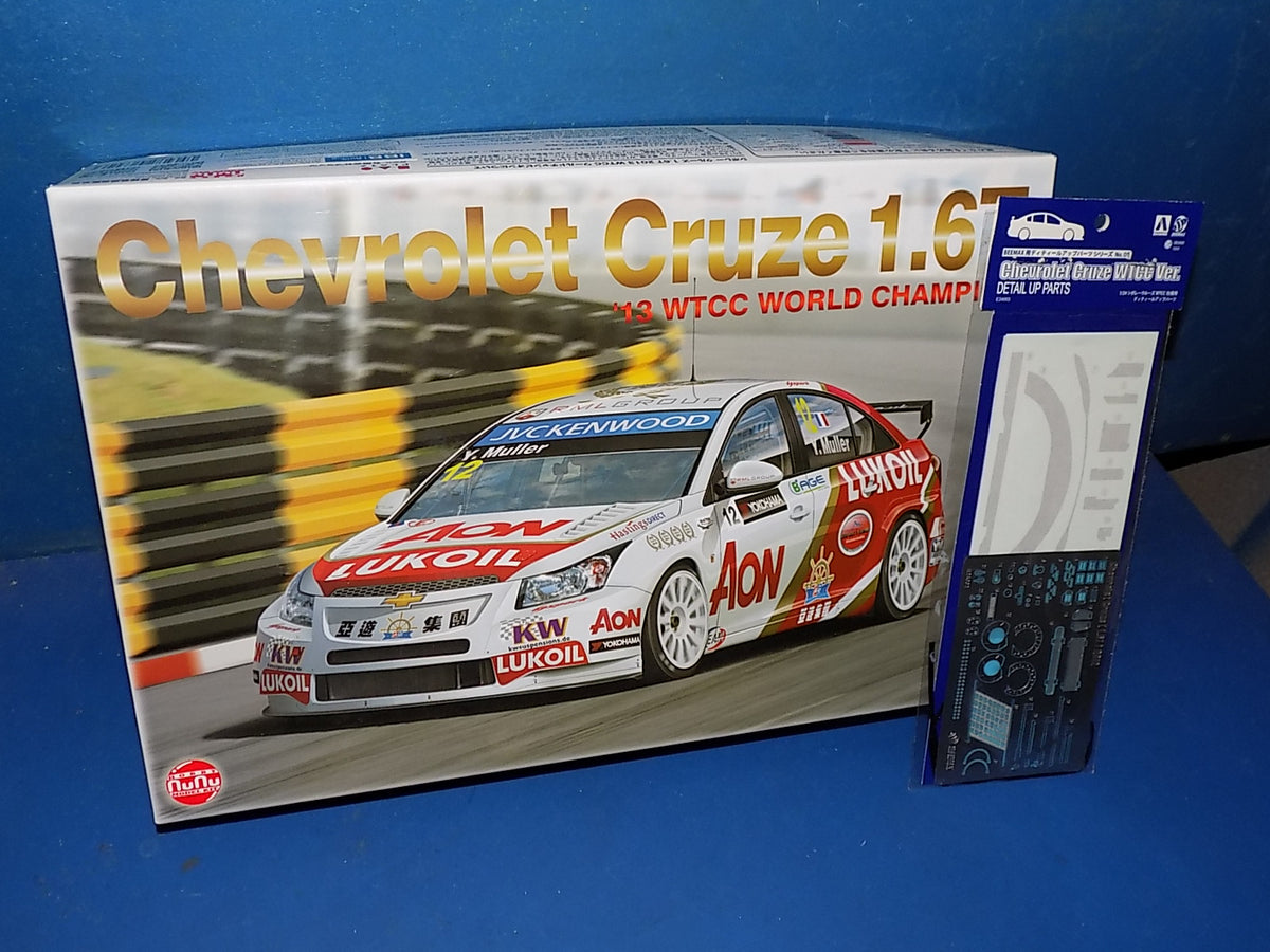 NuNu 1/24 24022 Chevrolet Cruze 1.6T 2013 WTCC Champion w/Extra AUC00271