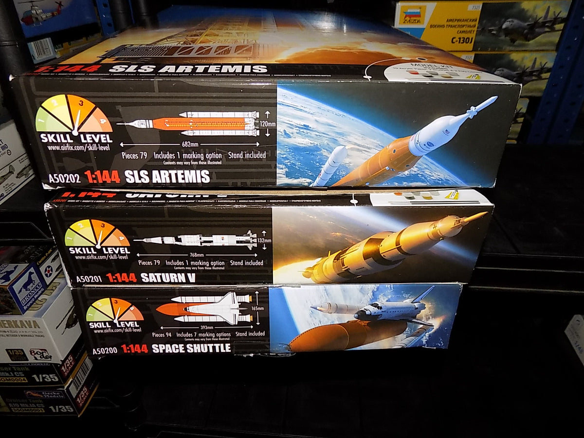 Airfix 1/144 SLS Artemis, Saturn V & Space Shuttle (NO Paints) AUC00277