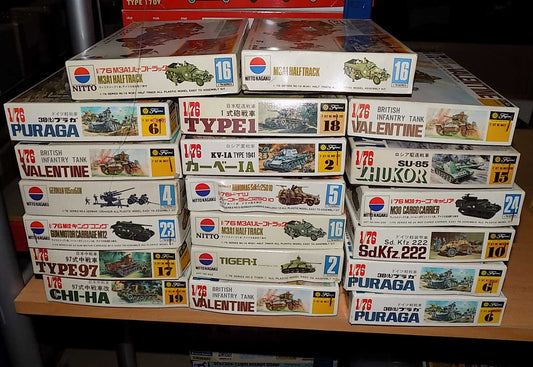 20 Various 1/76 AFV / Military Kits - Tatty Boxes JBL0041