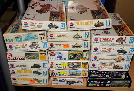 20 Various 1/76 AFV / Military Kits - Tatty Boxes JBL0046