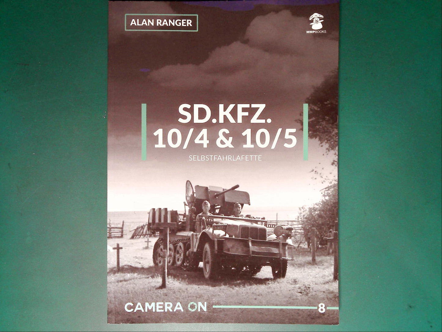 MMP MFS55189  Camera On 8: Sd.Kfz.10/4 & 10/5