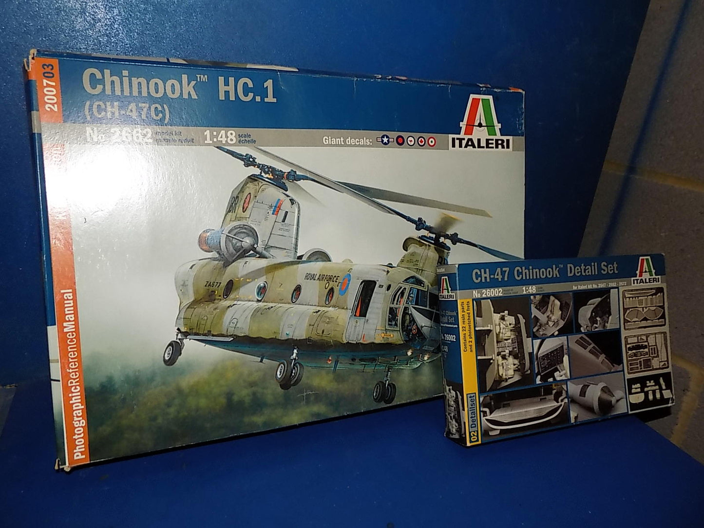 1/48 Italeri - Chinook HC.1 w/Extra