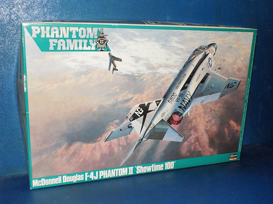 1/48 Hasegawa - F-4J Phantom Showtime 100 (NO Decals)