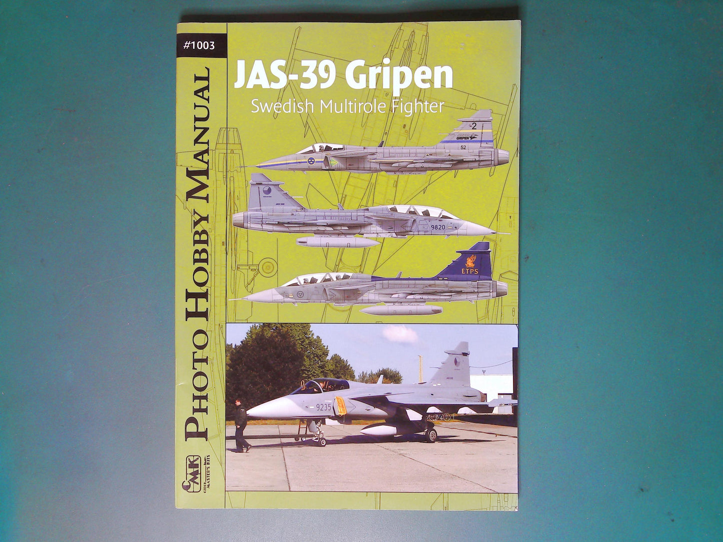  CMK - 1003: Photo Hobby Manual: JAS-39 Gripen
