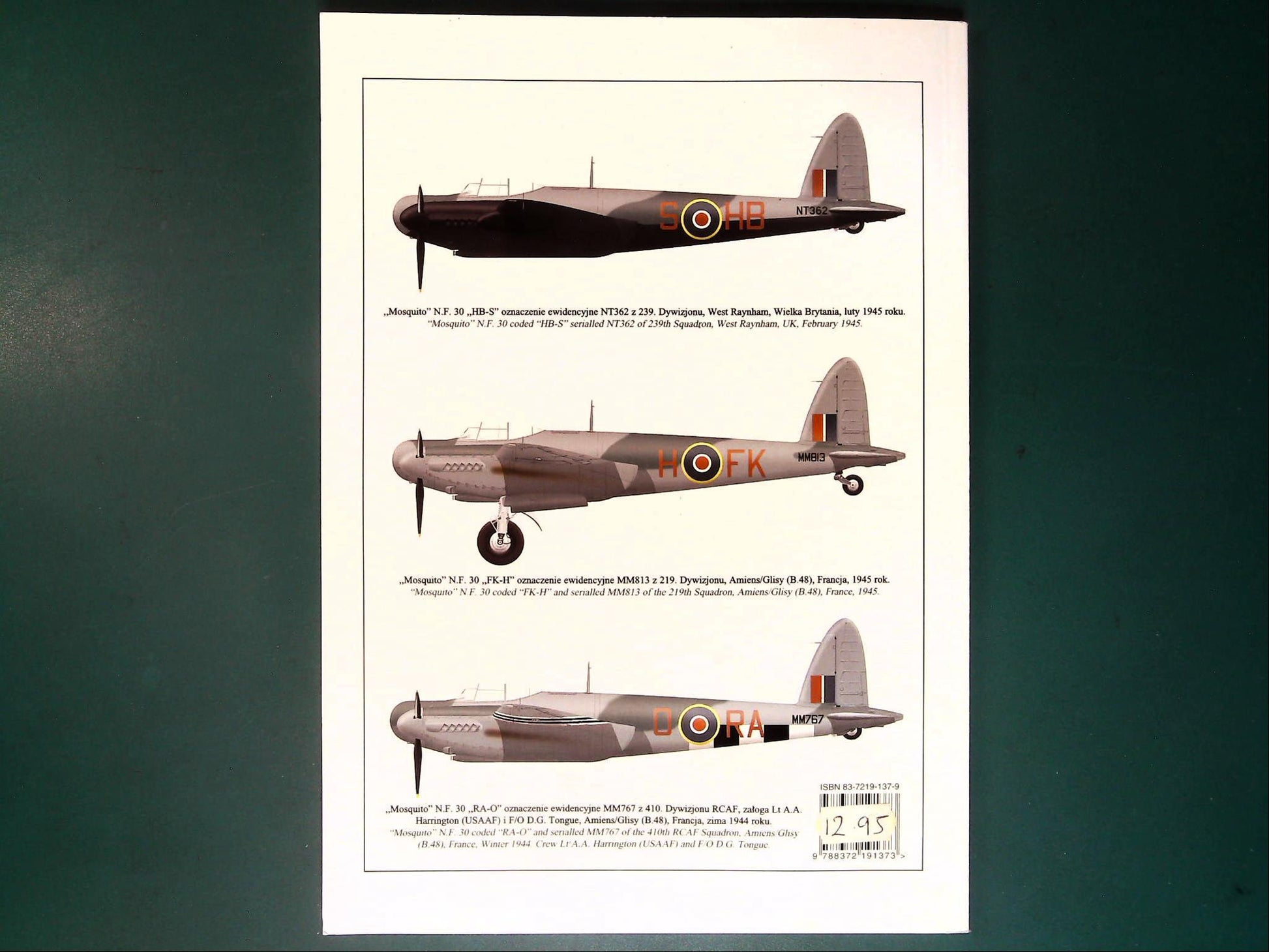  Wydawnictwo Militaria - 157: de Havilland Mosquito Vol 1(Polish Text)