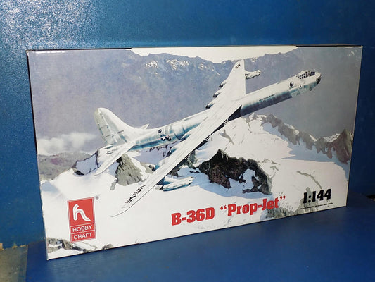 1/144 Hobby Craft - B-36D Prop Jet