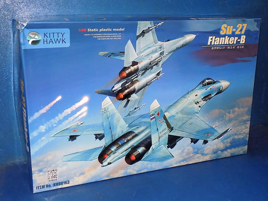 1/48 Kitty Hawk - Su-27 Flanker B